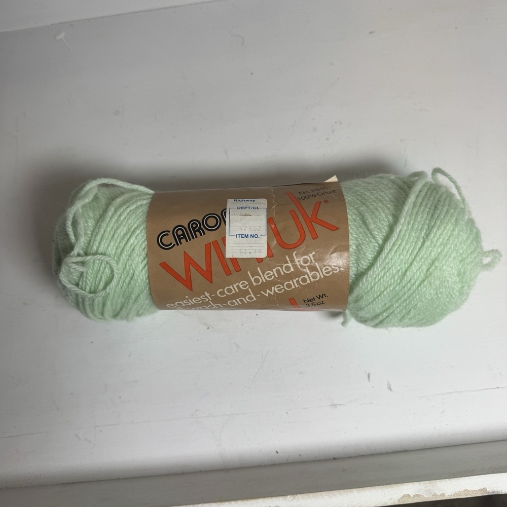Caron Wintuk Worsted Weight Yarn‎ 3036 Baby Green 3.5 oz 4 Ply New